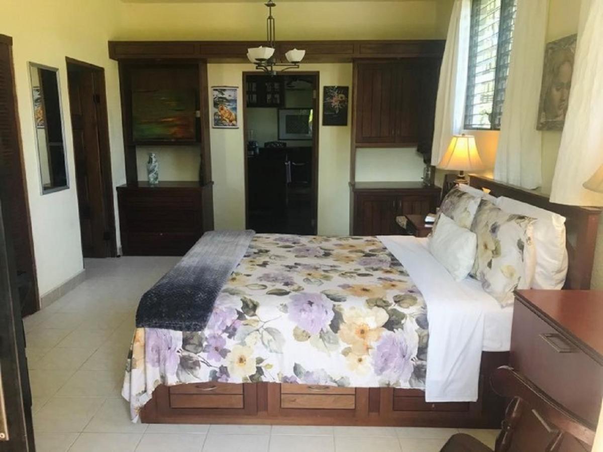 Royale Manor Villa Corozal Bagian luar foto