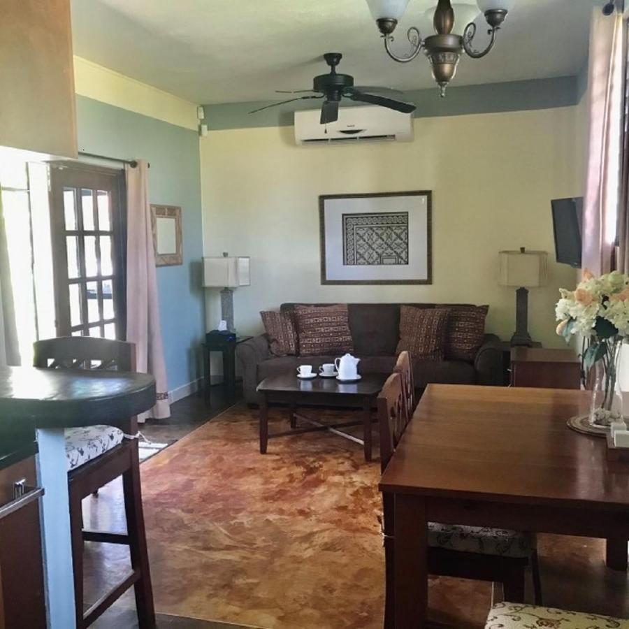 Royale Manor Villa Corozal Bagian luar foto