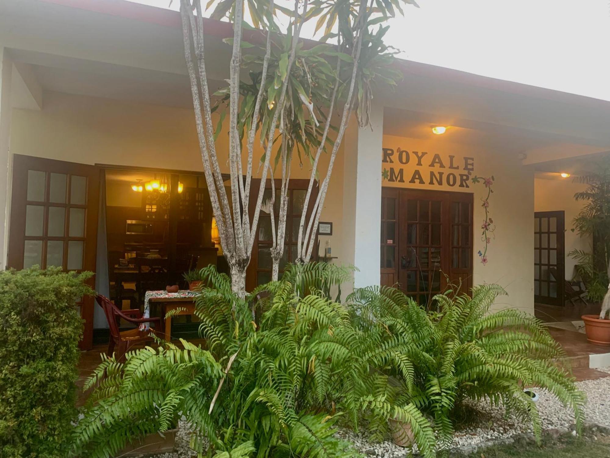 Royale Manor Villa Corozal Bagian luar foto