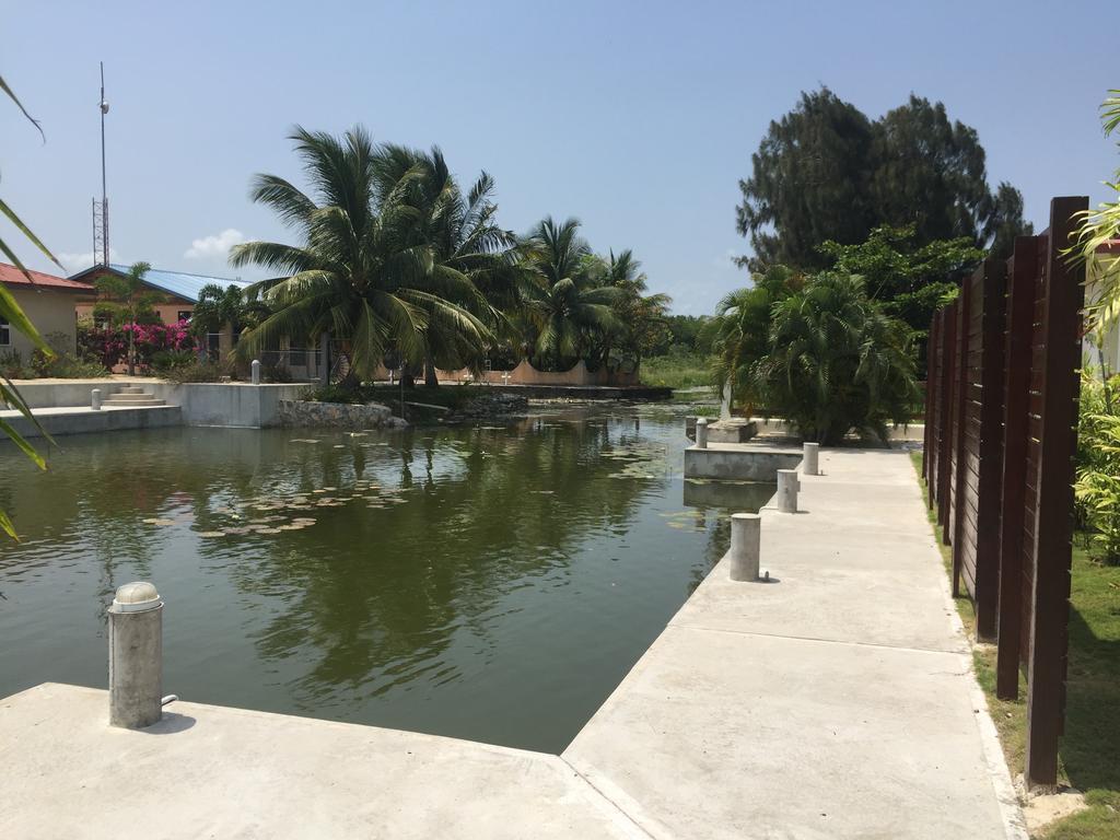 Royale Manor Villa Corozal Bagian luar foto