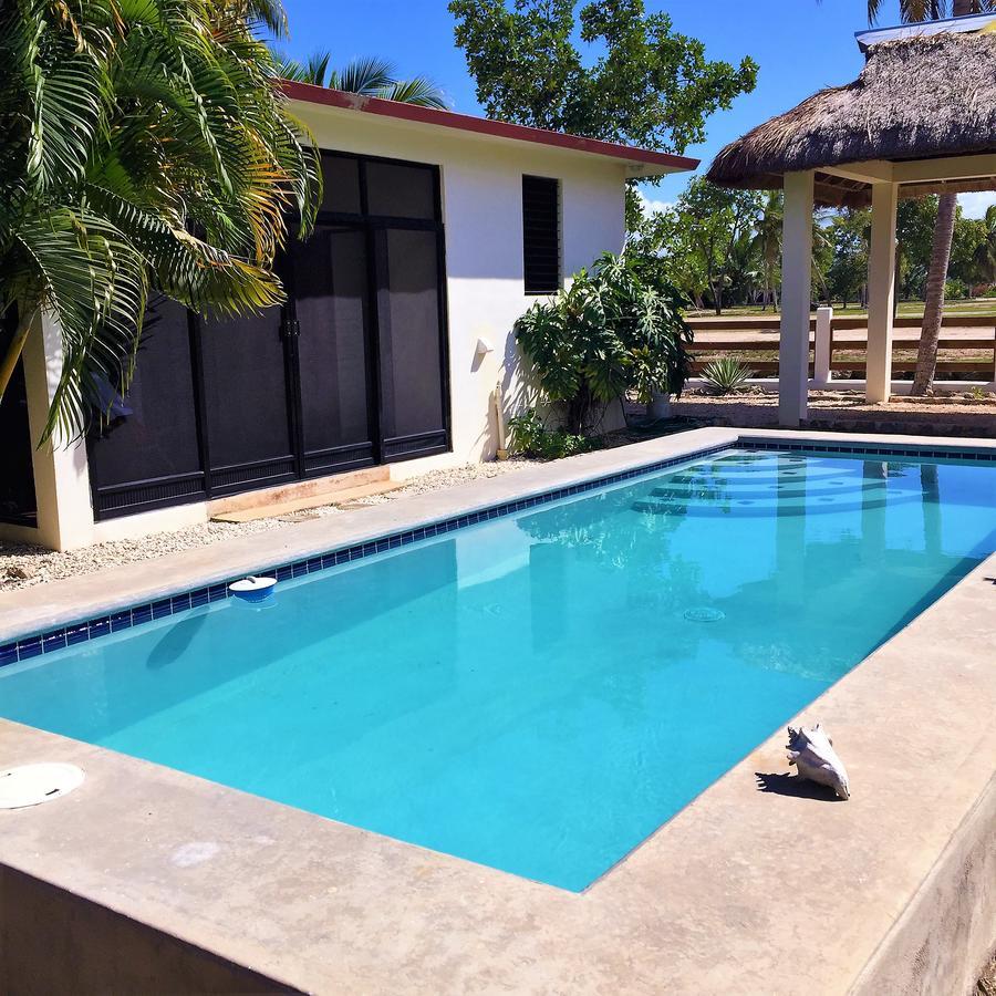 Royale Manor Villa Corozal Bagian luar foto